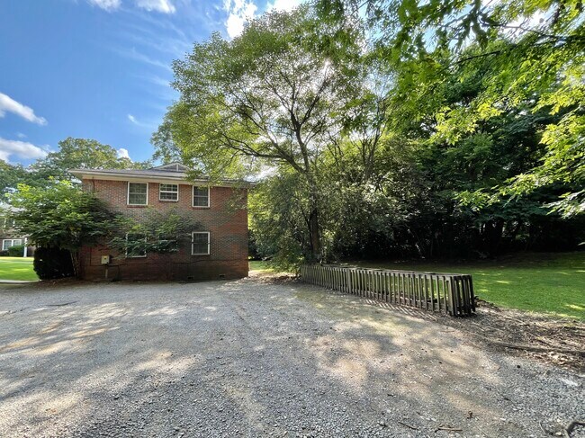 Back parking lot - 1900 Courtney Dr