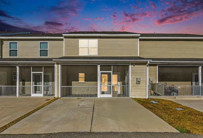 Building Photo - 342 Silverdrop St