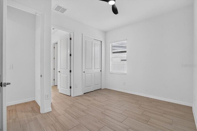 Building Photo - 19219 Scallop Lp