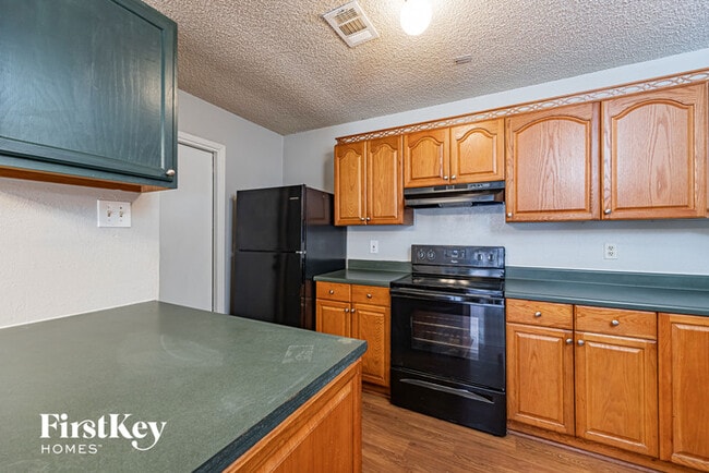 Building Photo - 23614 Pebworth Pl