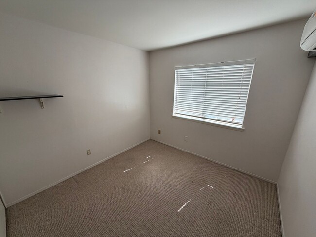 Building Photo - Rare 4 Bedroom Home with Spacious Layout in Prime La Puente Neighborhood