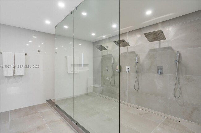 Building Photo - 90 N Bounty Ln