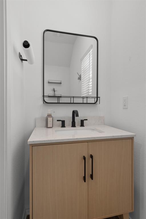 Building Photo - 1512 Weatherford Ln