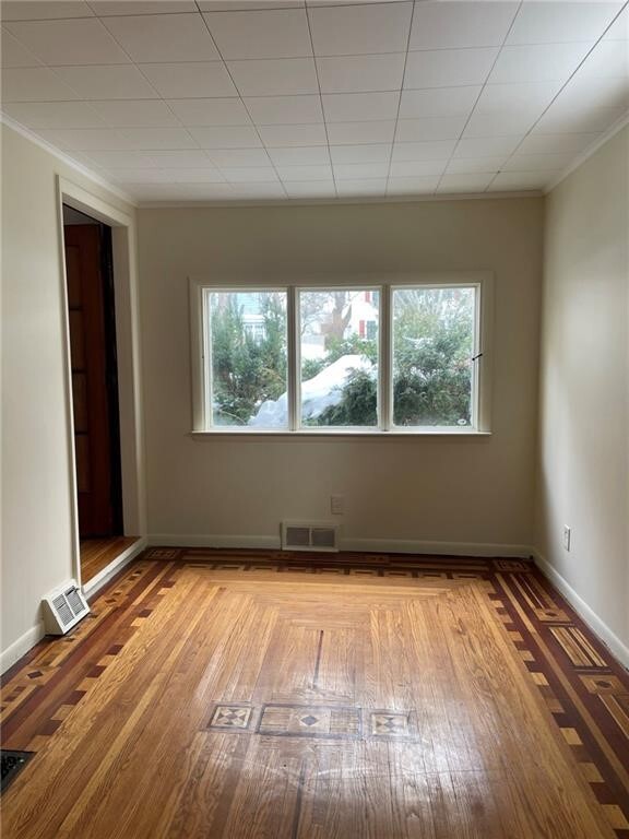 Building Photo - 45 Roseview Ave