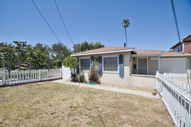 Building Photo - t1803R