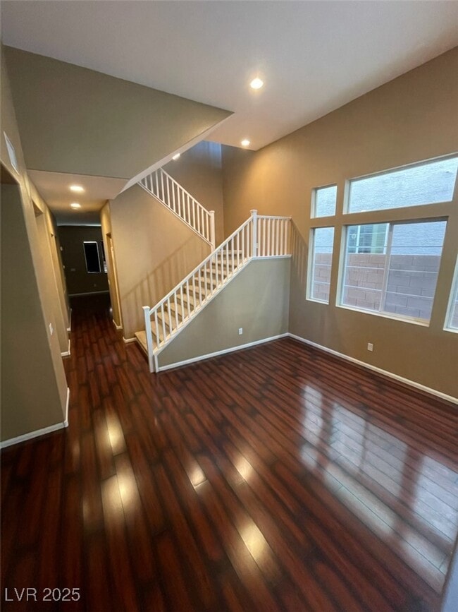 Building Photo - 6639 Rego Park Ct