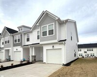 Building Photo - 511 Harebell Wy