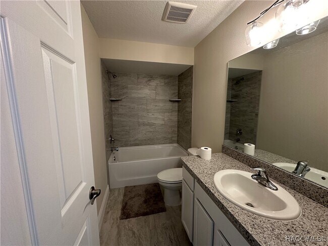 Building Photo - 5780 N Lena Dr