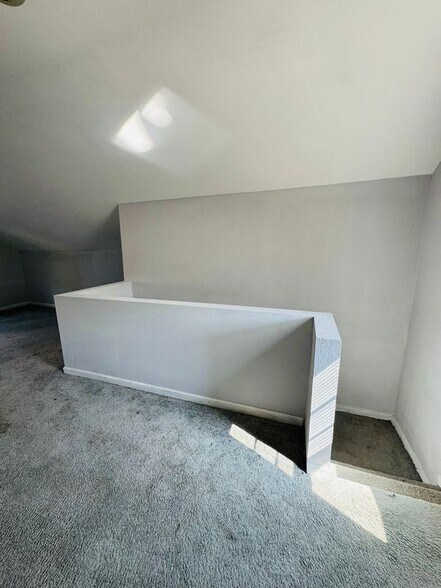 Building Photo - 15318 Whitcomb