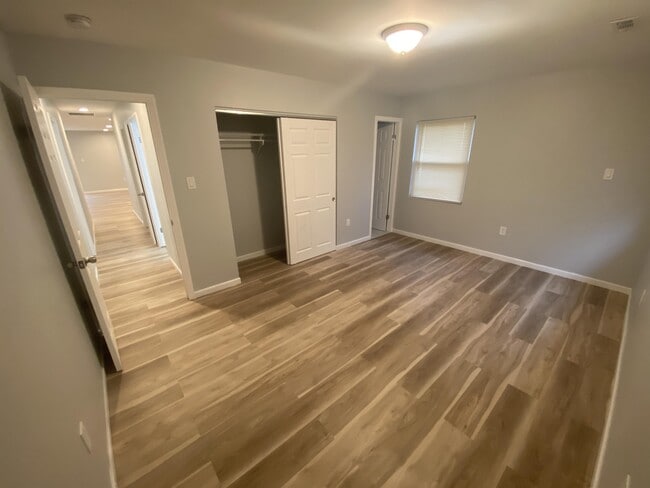 Building Photo - 58 Elderberry Ln