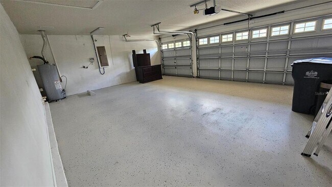 Building Photo - 16102 Colchester Palms Dr