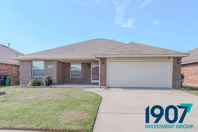 Primary Photo - Beautiful 3-Bedroom Home in OKC - Availabl...