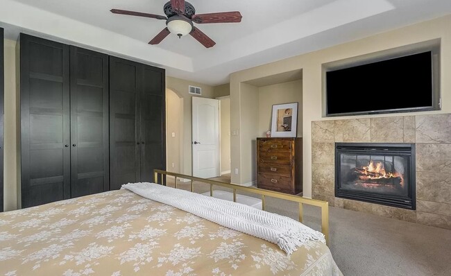 Building Photo - 5376 Cloverbrook Cir