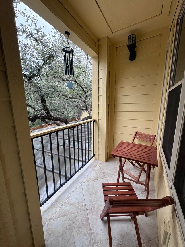 Building Photo - 2802 Horseshoe Bend Cove