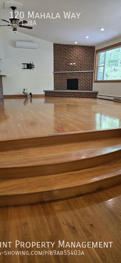 Building Photo - 120 Mahala Way