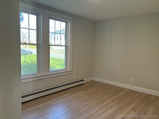 Building Photo - 19 Hawkins St