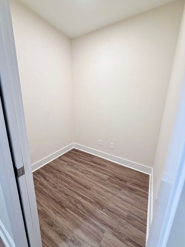 Building Photo - 536 Bristleleaf Path