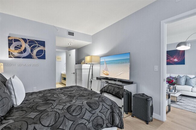 Building Photo - 55 SW 9th St