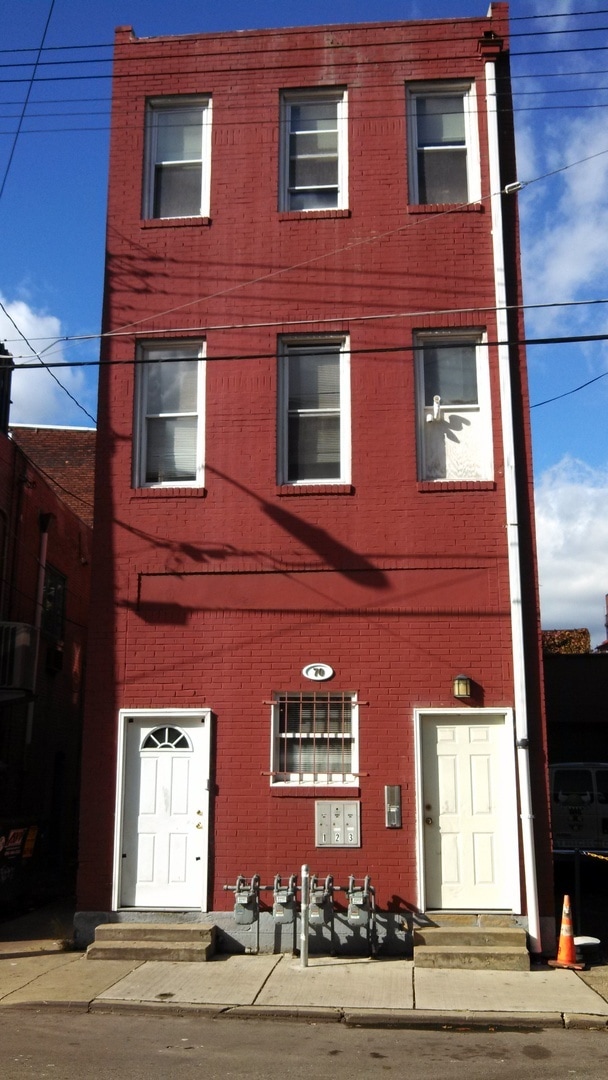 Building Photo - 70 S 15th St