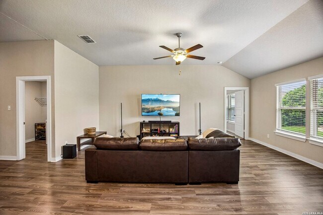 Building Photo - 10771 Francisco Way