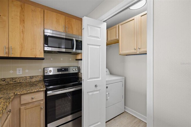 Building Photo - 345 Bayshore Blvd