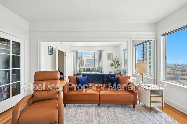 Building Photo - 360 W Ocean Blvd