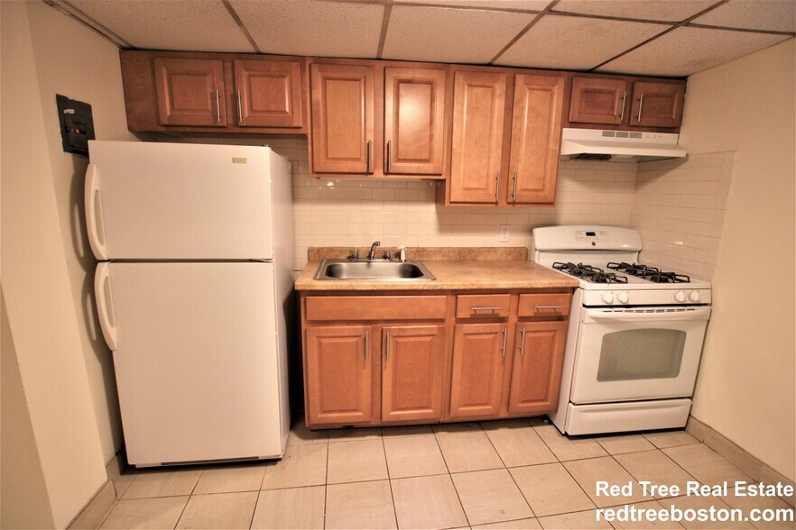 Building Photo - 1160 Commonwealth Ave