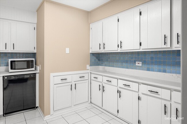 Building Photo - 109 S Gregory St