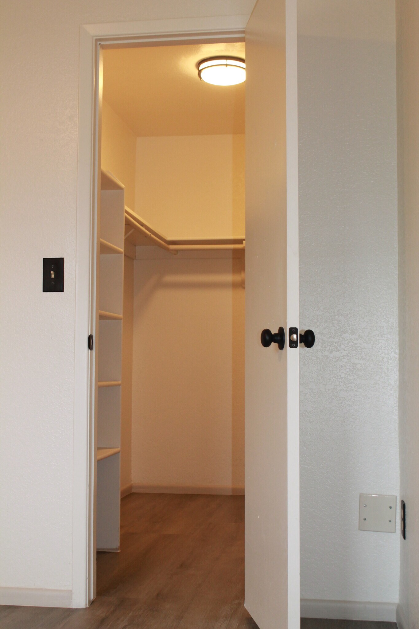 Primary walk-in closet - 2188 N Pantano Rd