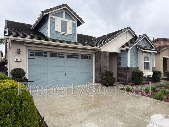 Building Photo - 3832 Lookout Dr