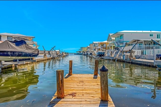 Building Photo - 164 Blue Harbor Dr