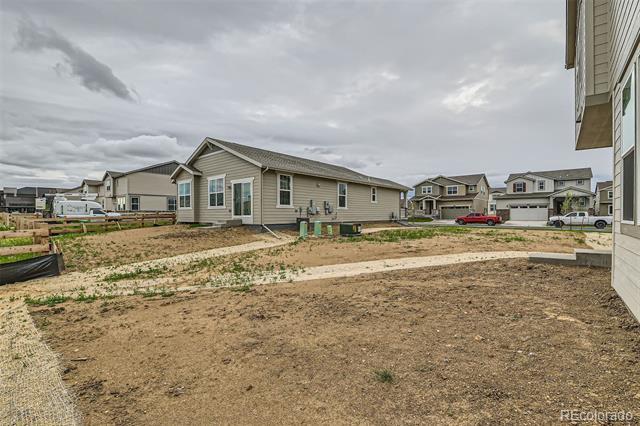 Building Photo - 4858 Astor Pl