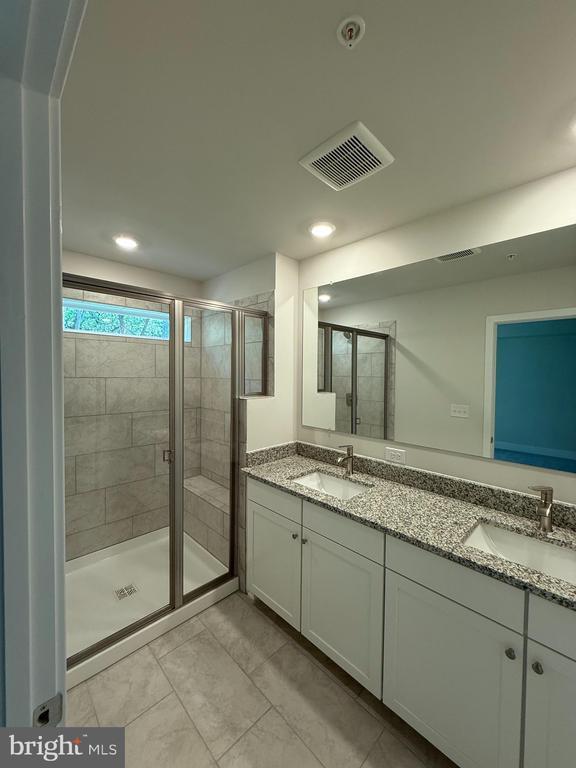 Building Photo - 6839 Winterhill Ln