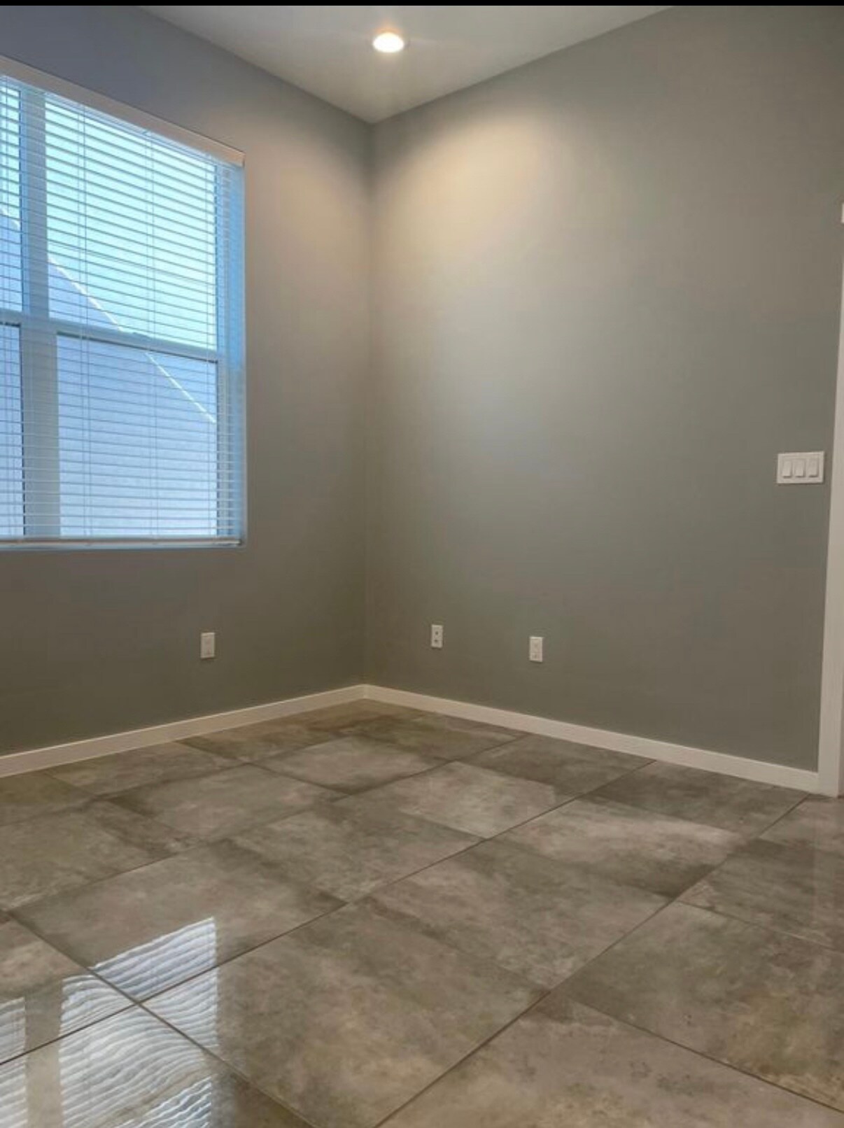 Building Photo - 840 Tijeras Ave NW