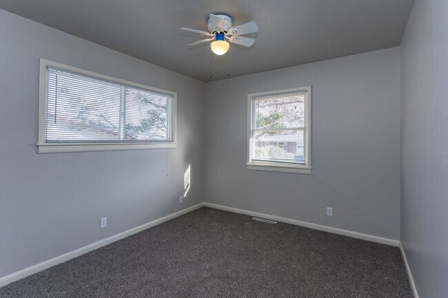 Building Photo - Nice Ranch Style Home in D12!