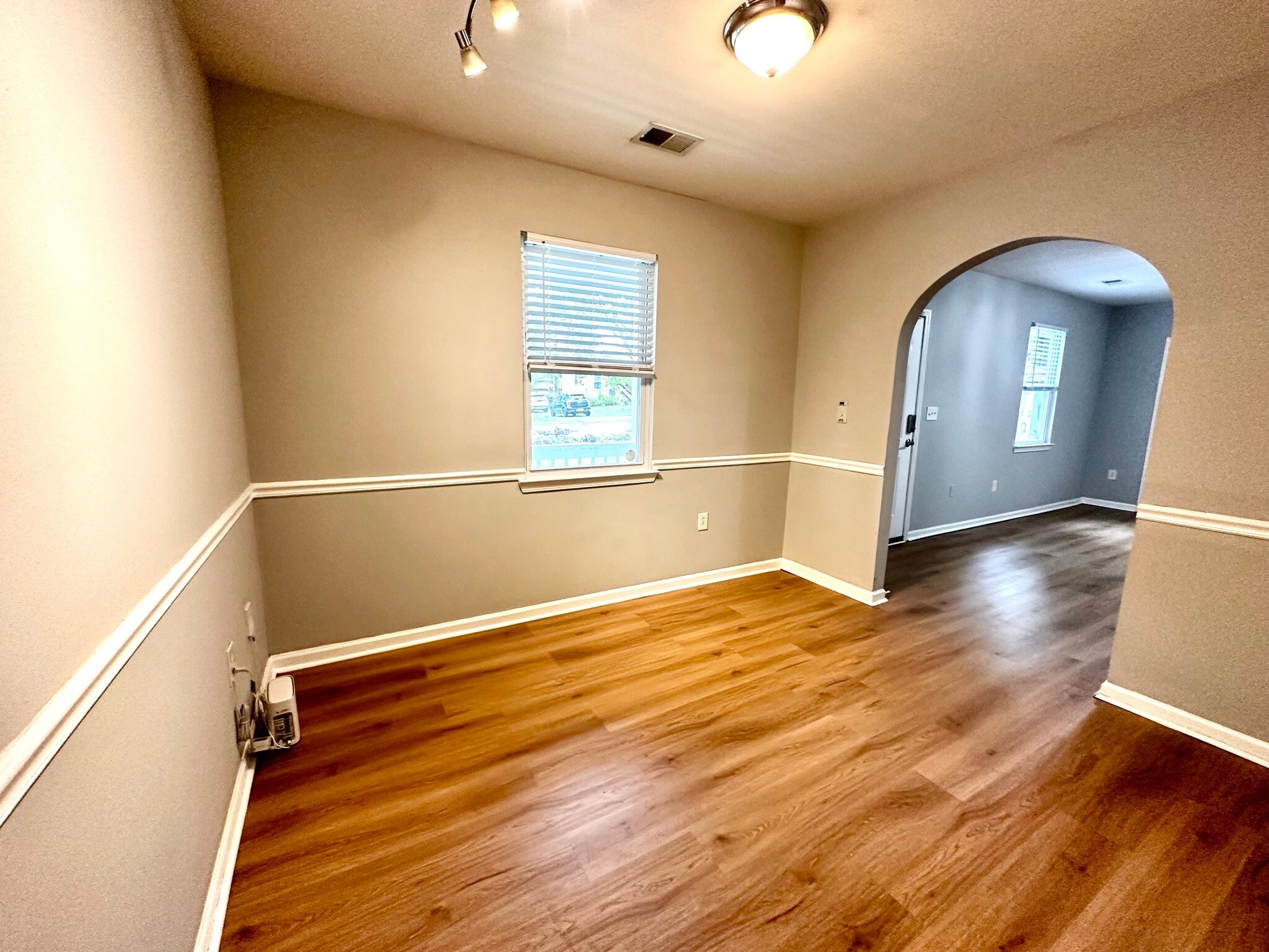 Building Photo - 2111 Highland St