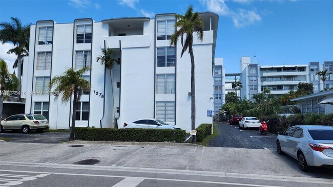 Building Photo - 1075 93rd St