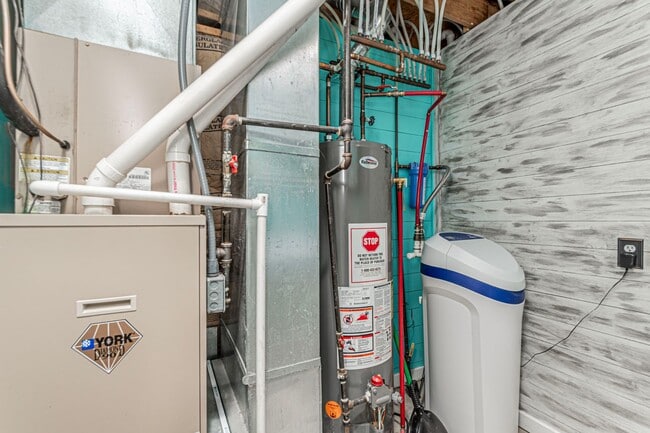 Building Photo - Please View 3D Virtual Walk-Through Before Scheduling a Showing