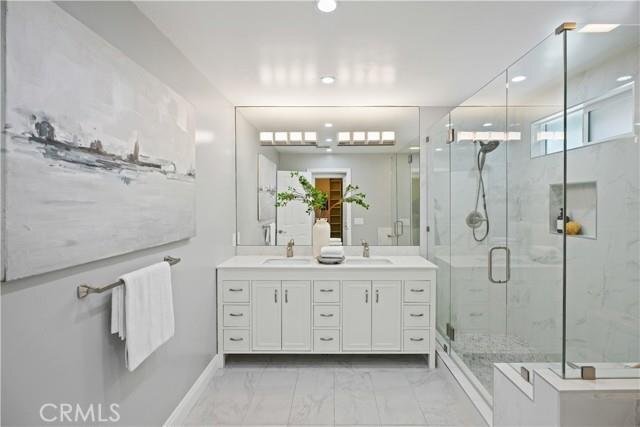 Building Photo - 854 Rim Crest Dr