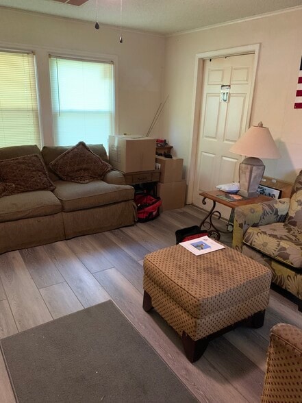 Building Photo - 6508 Blue Ridge Blvd