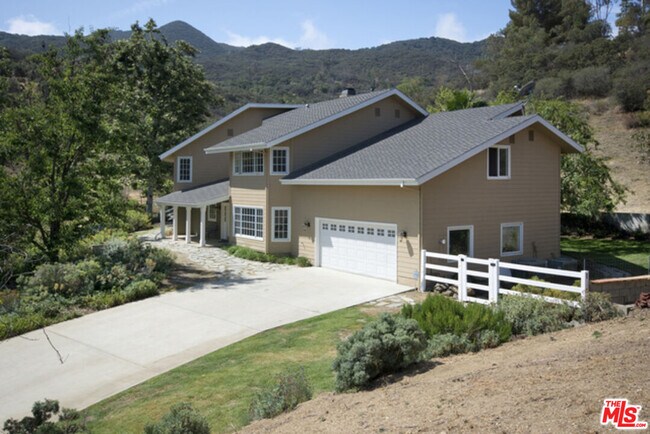 Building Photo - 30550 Mulholland Hwy