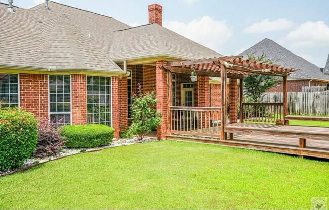 Building Photo - Beautiful, Spacious 4 bedroom Home for Rent!