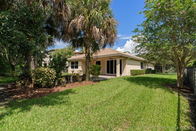 Building Photo - 102 Crab Cay Way