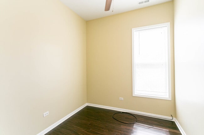 Building Photo - 211 S Campbell Ave