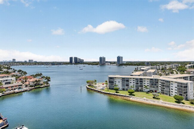 Building Photo - 1000 E Island Blvd