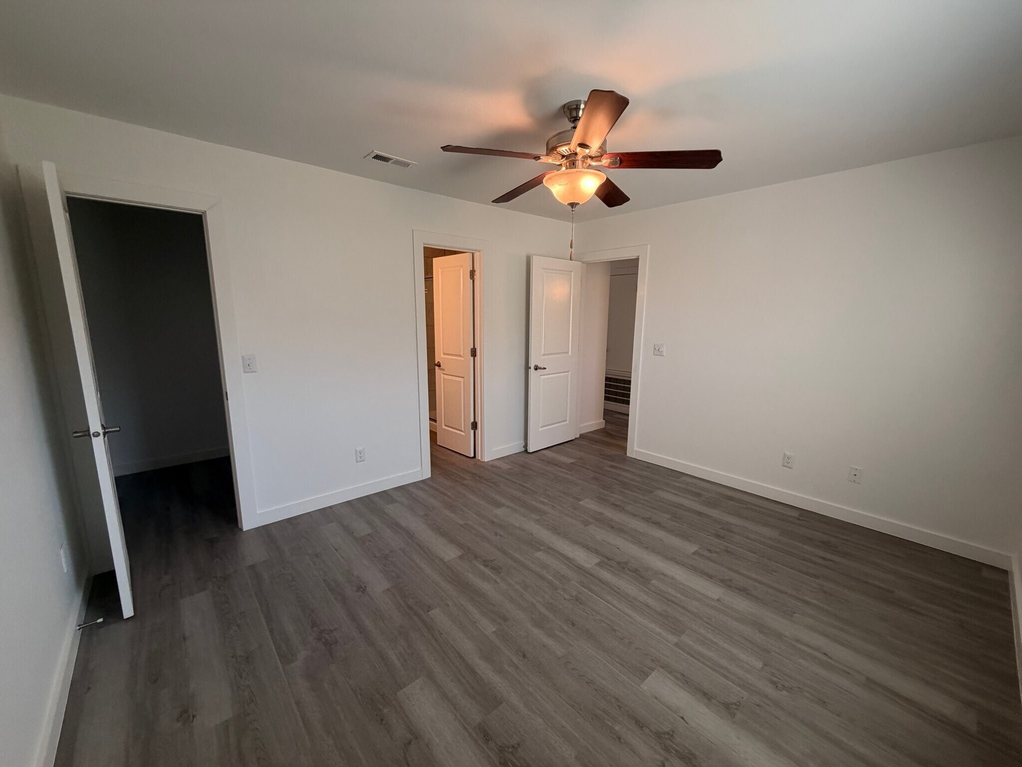 Building Photo - 4395 W Thrasher Dr