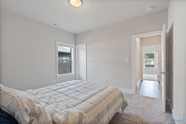 Building Photo - 6039 Margie Collins Dr SE