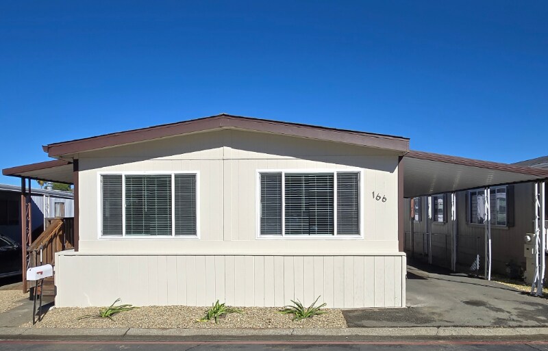 Primary Photo - 2525 Flosden Rd