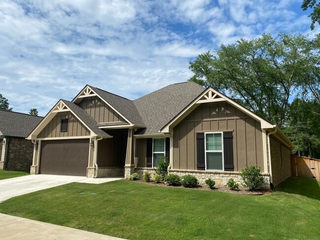 Building Photo - 3945 Old Omen Rd