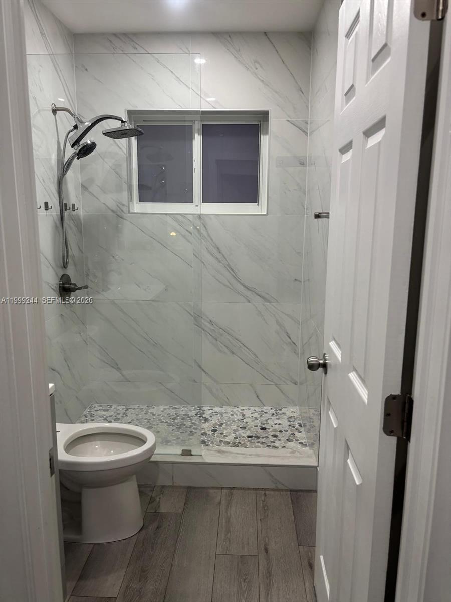 Building Photo - 434 Tamiami Blvd